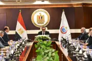 وزير الصحة يناقش زيادة 7.7 مليار جنيه في موازنة هيئة التأمين الصحي