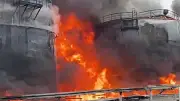 حريق في مصفاة نفط إلسكي الروسية بعد هجوم بطائرة مسيرة وسط محادثات جنيف المغلقة حول أوكرانيا