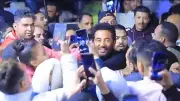 تدخل أمني لتهدئة الجماهير أثناء تصوير عمرو سعد لمسلسل إفراج ونشوى مصطفى تمدح مايا أشرف زكي