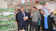 نائب محافظ الوادي الجديد يتفقد المخابز والمنافذ التموينية في الخارجة لضبط الأسواق خلال رمضان