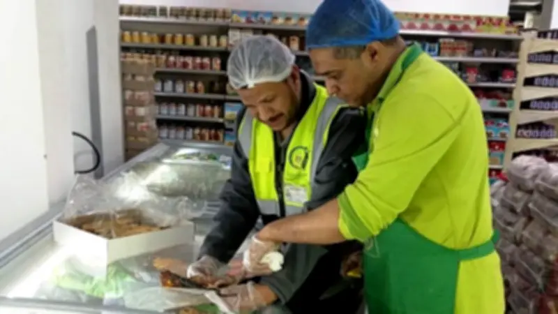 فرع سلامة الغذاء بأسوان ينفذ 10 حملات تفتيشية خلال عيد الفطر ويحرر 14 محضر مخالفة