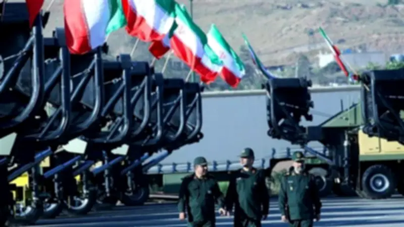 الحرس الثوري الإيراني يعلن استهداف 10 مواقع لقادة صهاينة و3 تجمعات أمريكية بالمنطقة