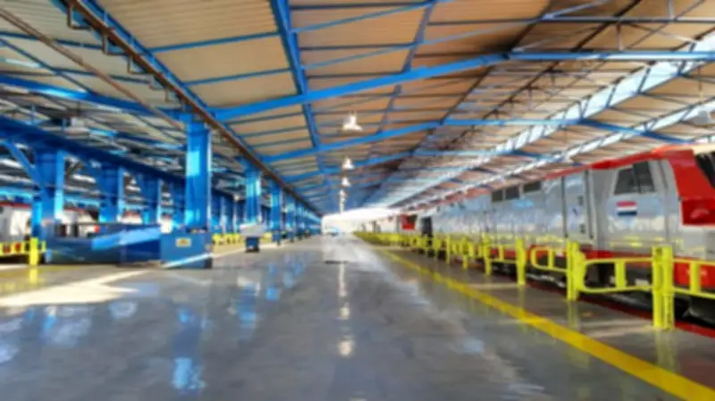 وزير النقل يقرر منحة 1000 جنيه لعمال السكة الحديد بمناسبة عيد الفطر 2026