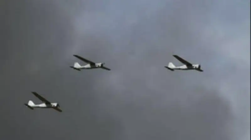 الجيش الكويتي يعلن رصد 14 صاروخاً باليستياً و12 مسيرة معادية في مجاله الجوي