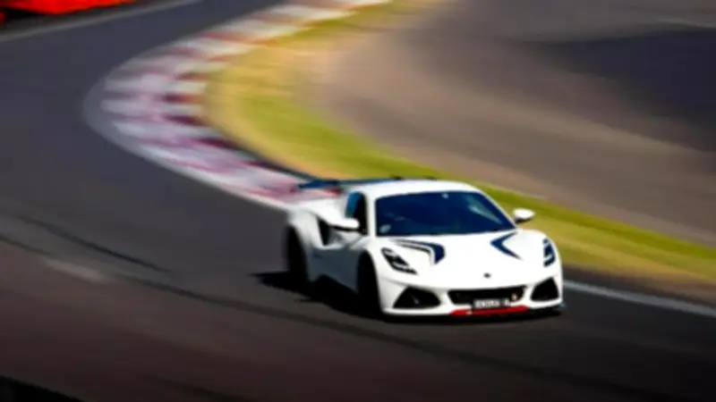 لوتس تطرح نسخة إميرا تيربو باثورست المحدودة بـ 15 سيارة فقط في أستراليا