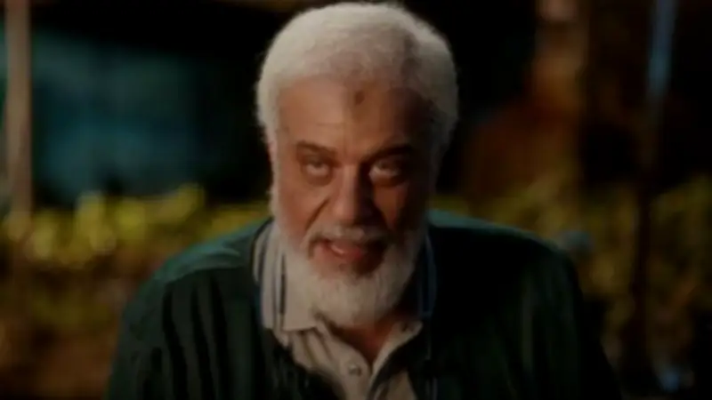 رأس الأفعى الحلقة 17: محمود عزت يختار 10 من صفوة الشباب لتنفيذ عملية إرهابية كبيرة