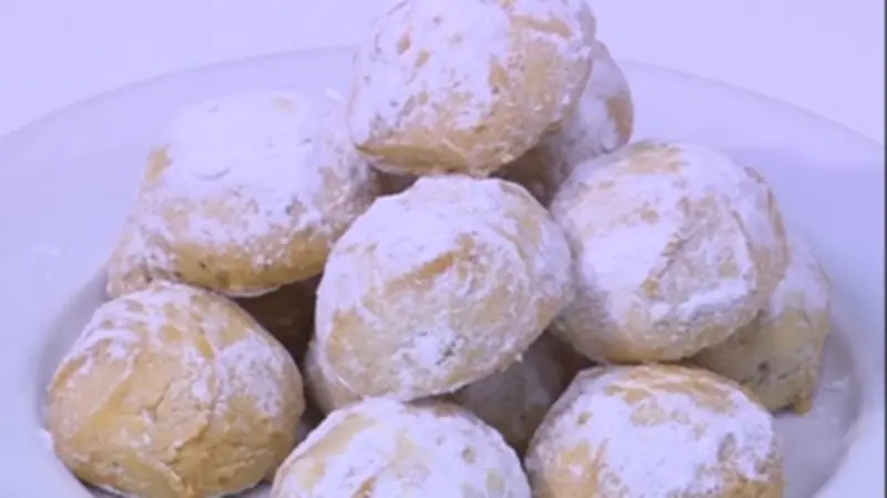 أسعار كعك العيد تبدأ من 170 جنيهاً في المجمعات الاستهلاكية مع تخفيضات تصل إلى 35%