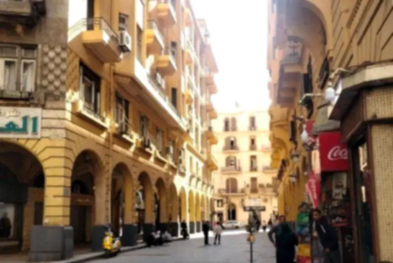 صورة نادرة تكشف عن شارع طلعت حرب بالقاهرة خلال الحرب العالمية عام 1941