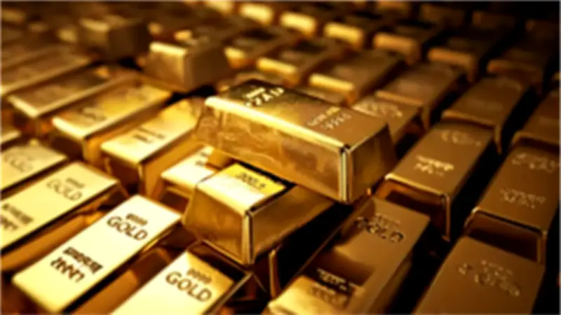 الذهب يسجل أسوأ أداء شهري عالمي منذ 2013 مع انخفاض يتجاوز 10% في مارس 2026