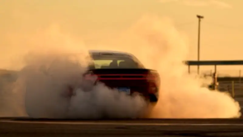 عودة أسطورة دودج تشارجر هيلكات 2028 بمحرك V8 سوبر تشارجد