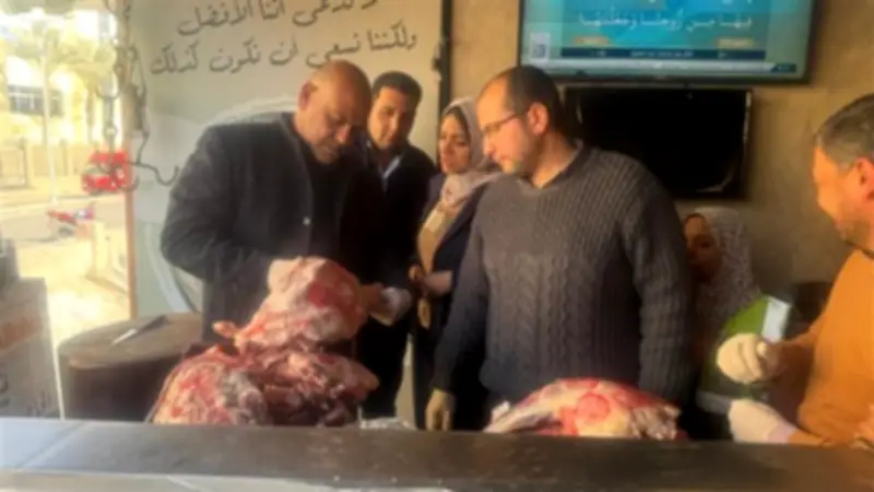 حملة رقابية بالقليوبية تضبط 248 كيلو لحوم ودواجن غير صالحة للاستهلاك الآدمي