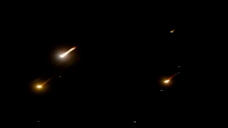 إعلام إسرائيلي: 25 صاروخاً أطلقت من لبنان ضمن 3 موجات متزامنة مع هجوم إيراني