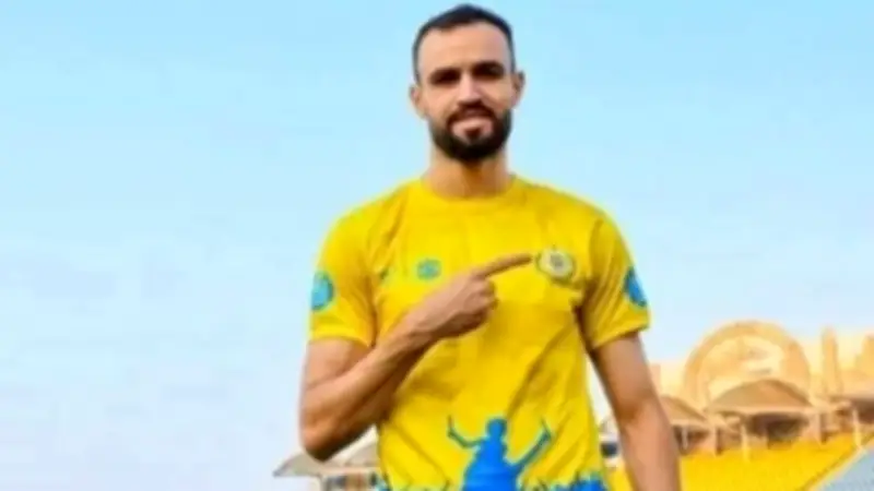 الفيفا يوقف قيد الإسماعيلي 3 فترات بسبب مستحقات حمدي النقاز البالغة 470 ألف دولار