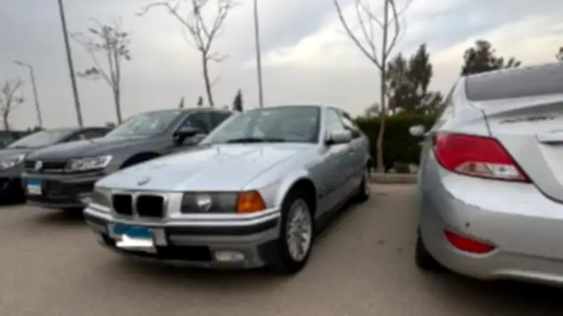 بي إم دبليو 316 موديل 1997: سعرها 450 ألف جنيه ومواصفاتها المميزة في السوق المصري