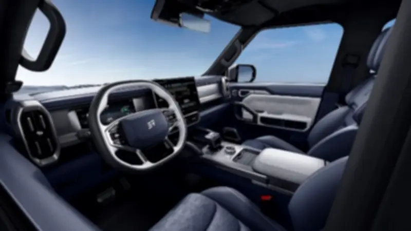 جيتور تطرح سيارة رياضية هجينة متعددة الاستخدامات بقوة 375 حصانًا ومدى يتجاوز 1000 كيلومتر