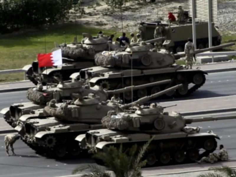 البحرين تتصدى لهجمات إيرانية وتدمر 45 صاروخاً و9 طائرات مسيرة