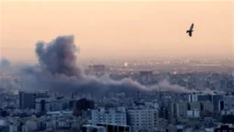 لبنان: 5 شهداء و7 جرحى في غارة إسرائيلية استهدفت مركز الجماعة الإسلامية بصيدا