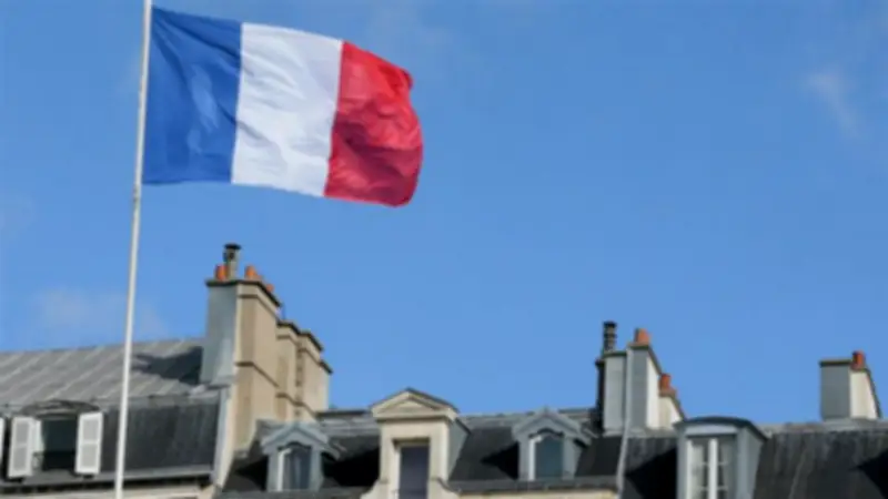 فرنسا تعلن تلقي 7000 مكالمة للإجلاء من الشرق الأوسط وسط تصعيد عسكري