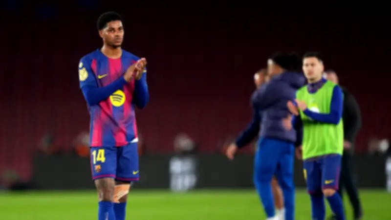 مانشستر يونايتد يخسر 74 مليون إسترليني في صفقة رونالدينيو الفاشلة