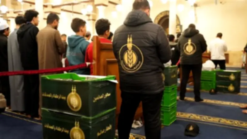 بيت الزكاة يوزع 8 آلاف وجبة سحور في الجامع الأزهر ليلة 27 رمضان