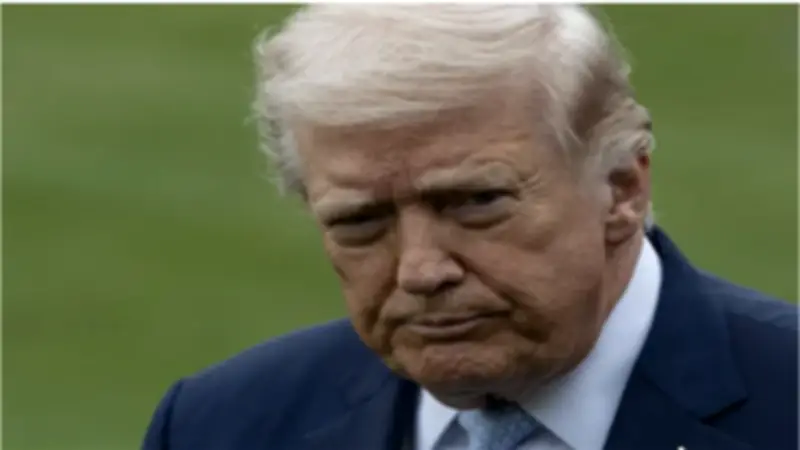 ترامب يعلن: أنهيت 8 حروب وأحقق النصر على إيران.. ويكشف عن نشر 40 ألف جندي بالمطارات