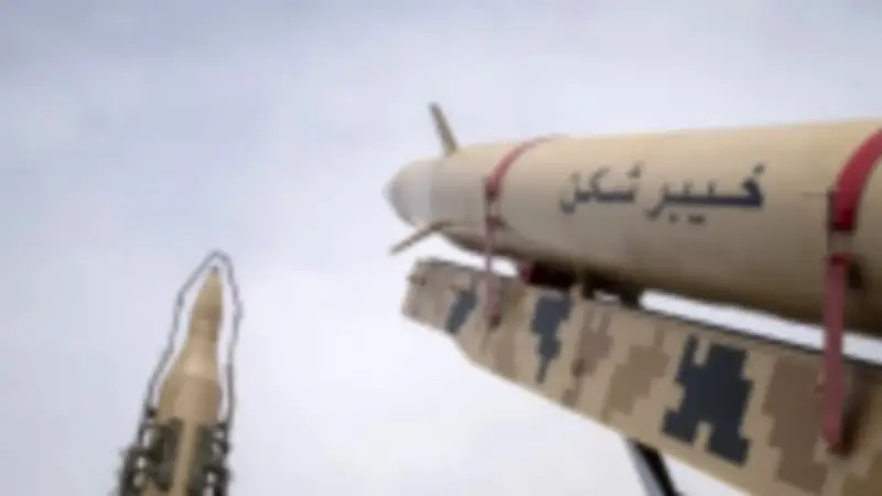 الحرس الثوري الإيراني ينفذ الموجة 81 باستخدام صواريخ خرمشهر وعماد ويستهدف أكثر من 70 نقطة