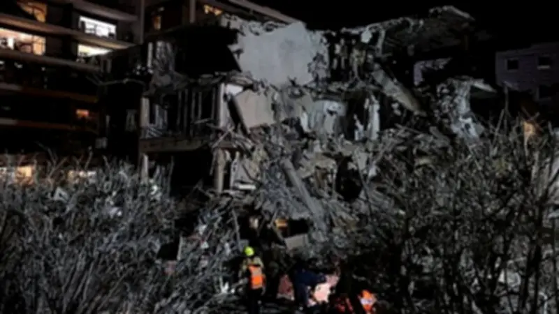 الحرس الثوري الإيراني يعلن بدء الموجة الـ83 من عملية "وعد صادق 4" ضد أهداف إسرائيلية وأمريكية