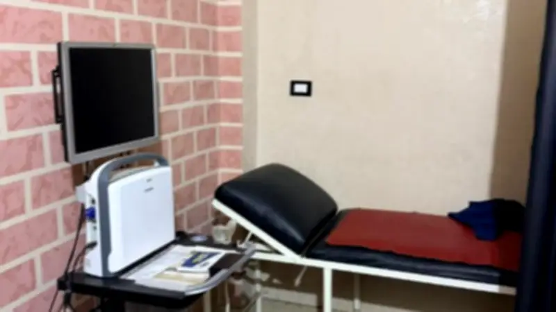 حملة صحية بالإسماعيلية تغلق 9 منشآت طبية وتنذر 15 أخرى بسبب مخالفات خطيرة