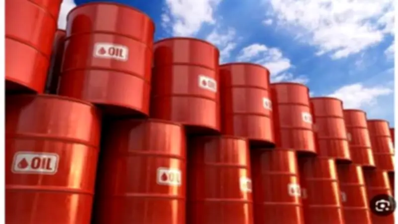 خام برنت يتجاوز 92 دولارًا للبرميل وسط تصاعد التوترات في الشرق الأوسط وإغلاق مضيق هرمز