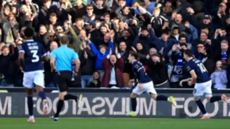 نادي ميلوول الإنجليزي يبرم صفقة تاريخية لتأمين ملعبه لمدة 999 عامًا حتى عام 3025