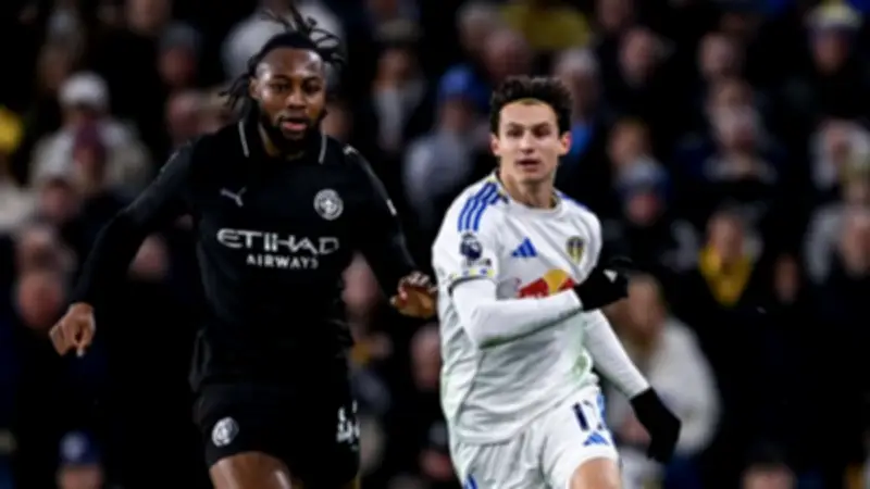 ليدز يونايتد يرد على حادثة استهجان جماهيره خلال توقف رمضان أمام مانشستر سيتي