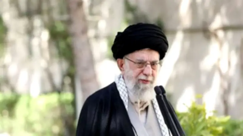 هيئة أركان إيرانية تتوعد بالانتقام لمقتل خامنئي حتى آخر قطرة دم