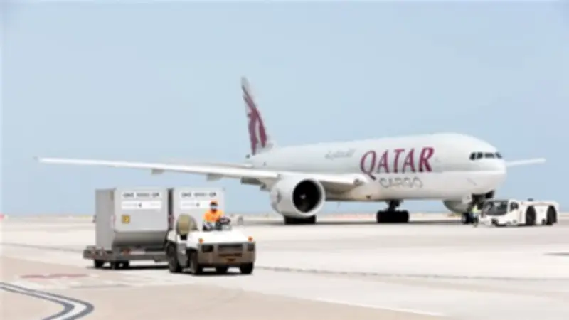 الخطوط الجوية القطرية تواصل تعليق رحلاتها لليوم الثاني بسبب إغلاق المجال الجوي