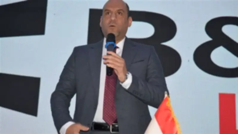 وزير العمل يفتتح المرحلة الثانية لتطوير المؤسسة الثقافية العمالية ومسرح النصر