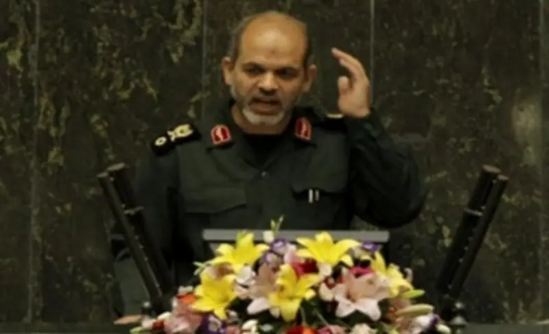 إيران تعين أحمد وحيدي قائداً جديداً للحرس الثوري خلفاً لسليماني