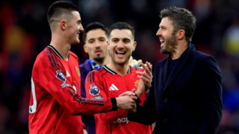 كاريك يتحدى جلاسنر: لا أهتم بصراع خليفة أموريم.. وتركيزي على هذا الأمر