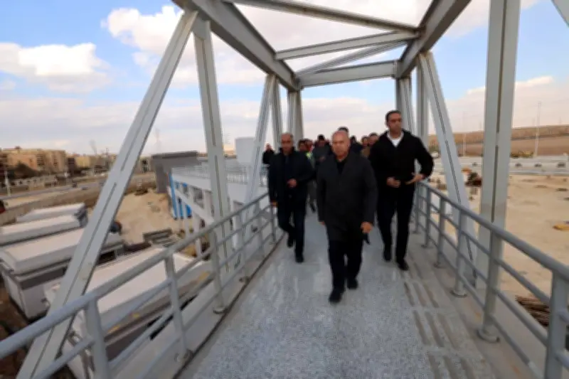 وزير النقل: إقبال المواطنين على الأتوبيس الترددي يجسد نجاح المشروع