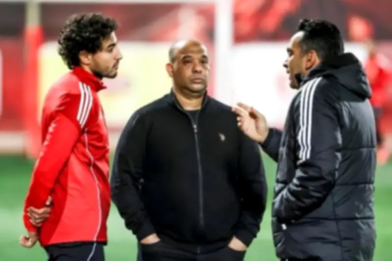 الأهلي يقرر معاقبة أشرف بن شرقي بعد تصريحاته المثيرة للجدل