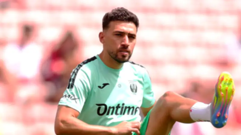 منير الحدادي يكشف تفاصيل هروبه من إيران براً بعد منع طائرته من الإقلاع