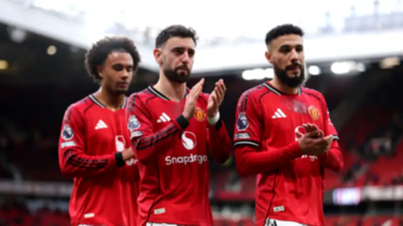 برونو فيرنانديز يكشف أسرار ركلة الجزاء ويتحدث عن صراع المربع الذهبي في مانشستر يونايتد