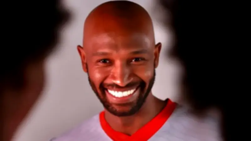 شيكابالا يحتفل بتصدر الزمالك للدوري المصري بعد فوزه على بيراميدز