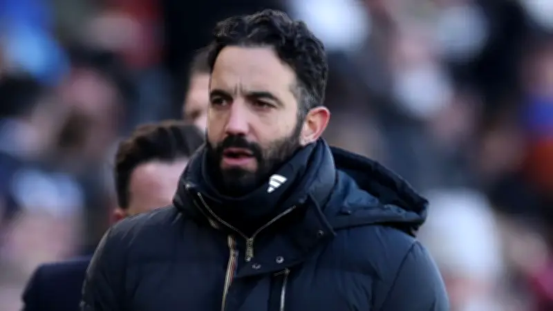 مساعد أموريم يكشف: إدارة مانشستر يونايتد لم تمنحنا الوقت الكافي لتنفيذ الرؤية