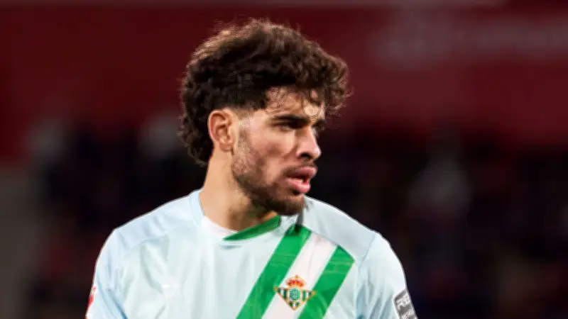 الزلزولي يحطم أرقامه القياسية في ديربي الأندلس ويجذب أنظار الدوري الإنجليزي