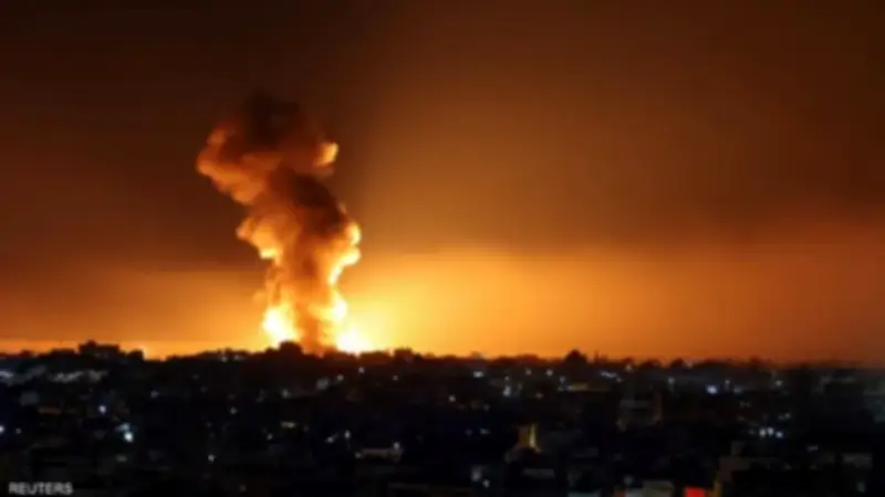 الاحتلال الإسرائيلي يشن سلسلة غارات جوية على جنوب لبنان في تصعيد حدودي جديد