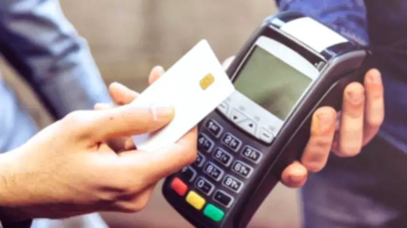 وزارة التموين تعلن انتظام صرف الدفعة الثانية من المنحة الإضافية مع سلع مارس