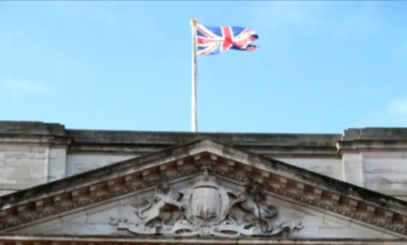 وزيرة الخارجية البريطانية: إيران تشكل تهديداً كبيراً على المنطقة والعالم