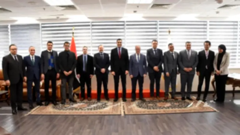 وزير الرياضة يتابع مع وفد الوكالة الدولية استكمال اعتماد المعمل المصري لمكافحة المنشطات