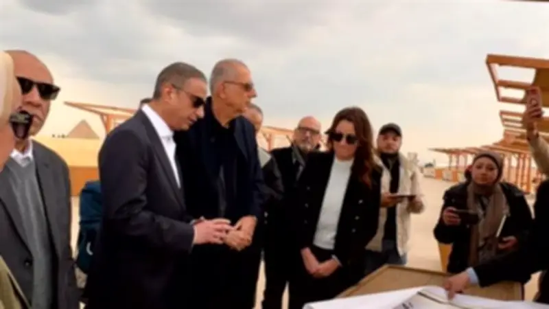 أوراسكوم بيراميدز تطلق منصات بيع حديثة للهدايا التذكارية في منطقة الأهرامات