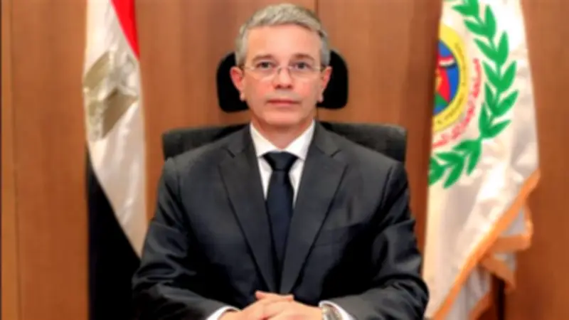 مصادر: الحكومة تعتزم التجديد لأحمد أموي رئيسًا لمصلحة الجمارك عامًا إضافيًا