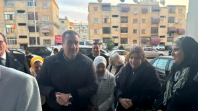 محافظ بورسعيد يشارك الأطفال الأيتام في دار تحسين الصحة إفطار رمضان